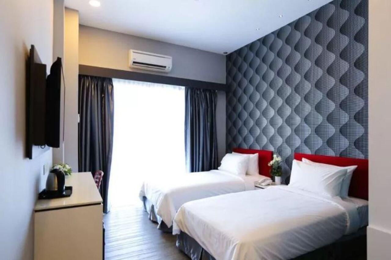 Cenang Plaza Beach Hotel 2*
