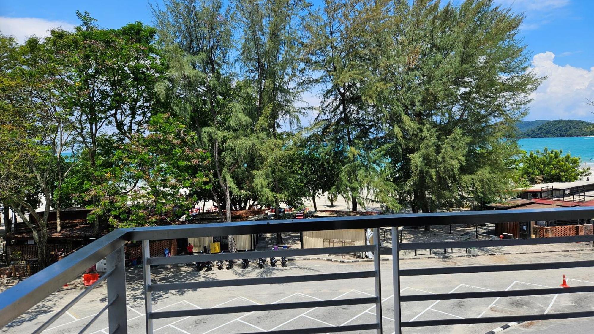 Cenang Plaza Beach Hotel Pantai Cenang (Langkawi)
